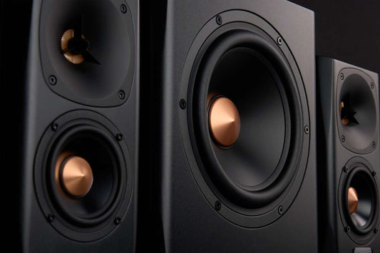 Studio Monitors vs. Regular Speakers: What’s the Difference?